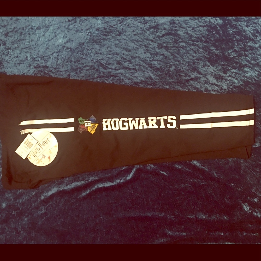 Harry Potter Hogwarts active Capri